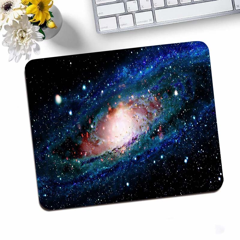 Galaxy Small Gaming Mouse Pad  - огляд і ціна Pc Gaming Kawaii